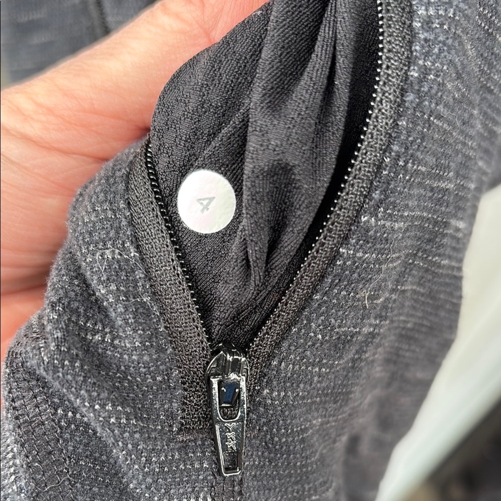 Lululemon define Jacket - Picture 5 of 6